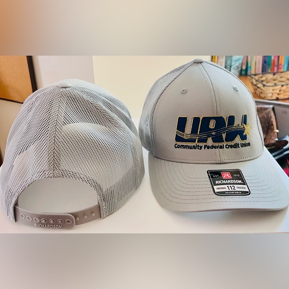 2 x URW Community Credit Union “Richardson” Original 112 Trucker Hats - Picture 4 of 8
